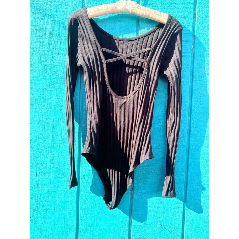HM Black Ribbed Long Sleeve Open Back Crisscross Bodysuit Womens Size Medium - Picture 4 of 6